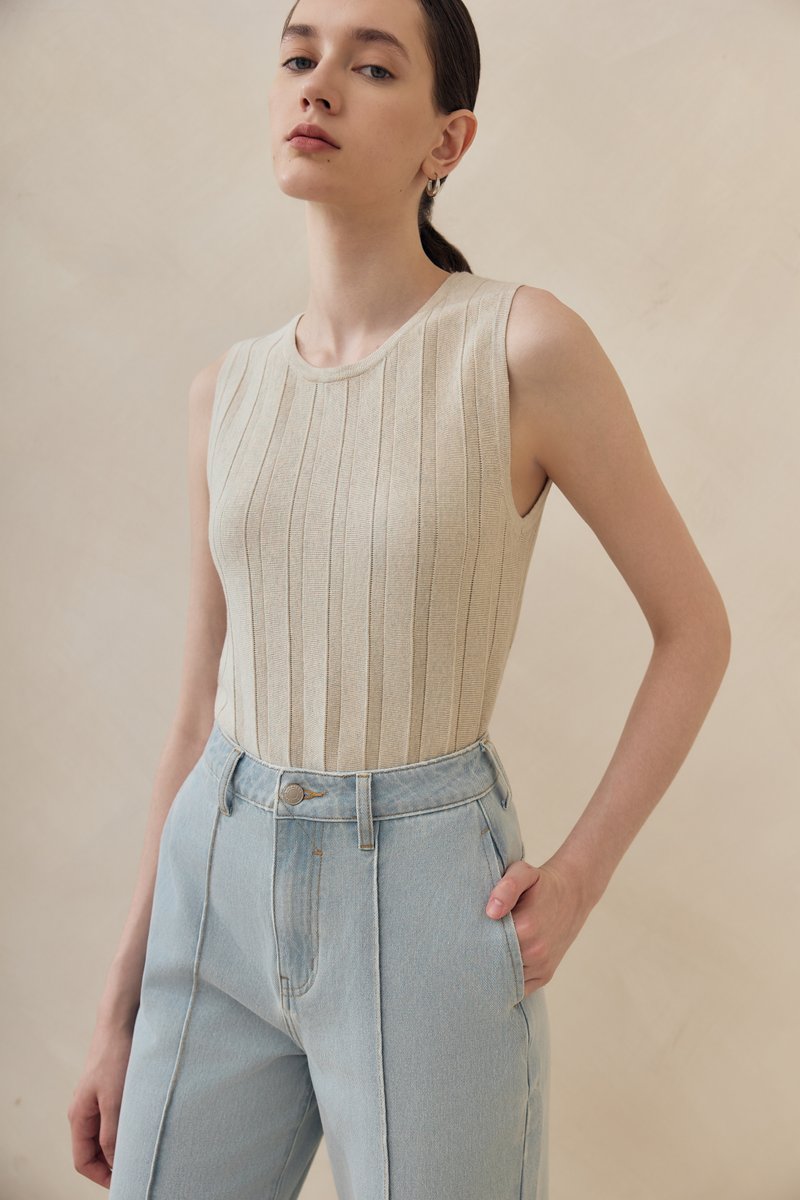 TERRY PIN TUCK WIDE LEG JEANS