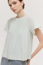ESRA PIN TUCK FLUTTER SLEEVES TOP