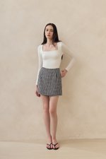 MIRABELLE SQUARE NECK LONG SLEEVE TOP