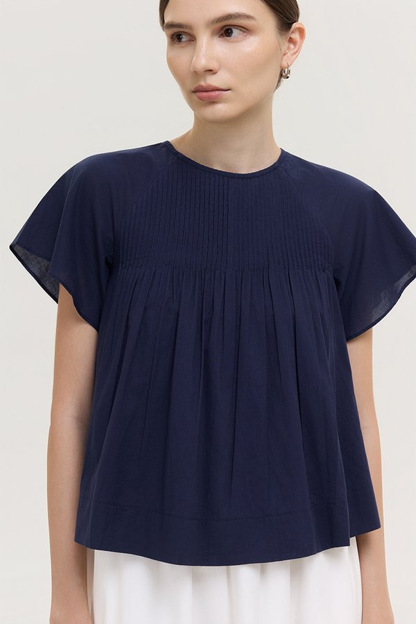 ESRA PIN TUCK FLUTTER SLEEVES TOP