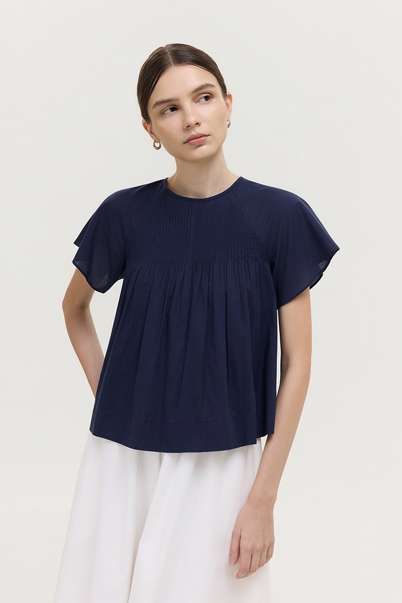 ESRA PIN TUCK FLUTTER SLEEVES TOP