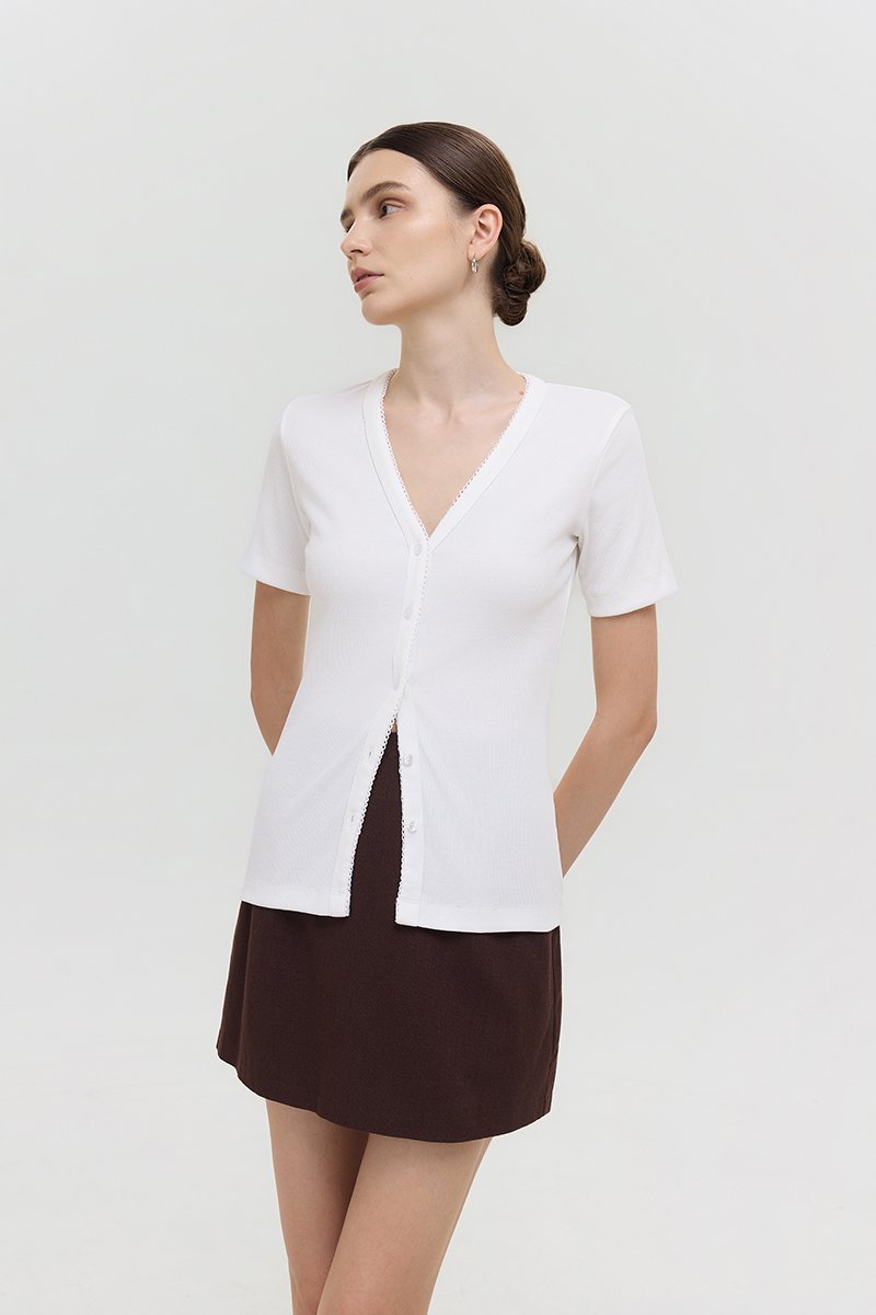 BAYLIN BUTTONDOWN LACE TRIM TEE