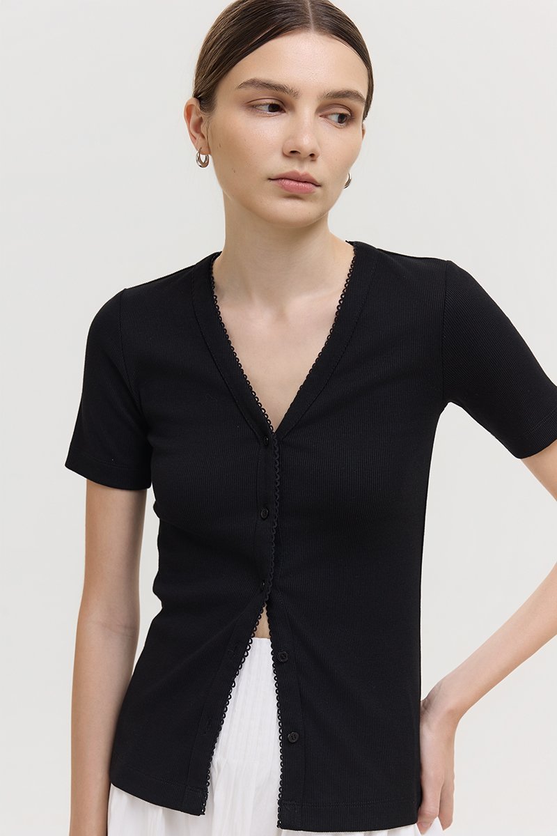 BAYLIN BUTTONDOWN LACE TRIM TEE