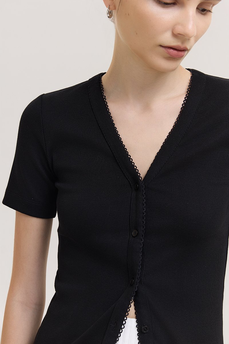 BAYLIN BUTTONDOWN LACE TRIM TEE
