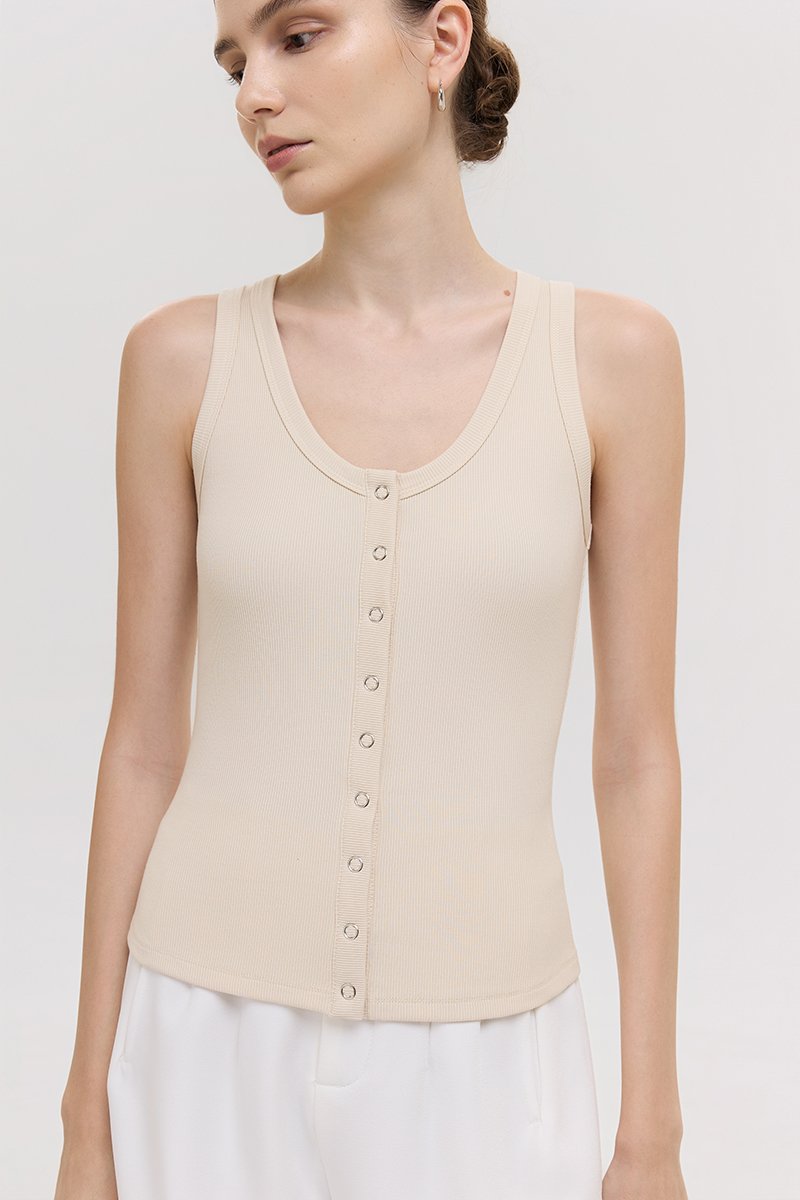 CARMEL BUTTONDOWN SCOOP NECK TANK