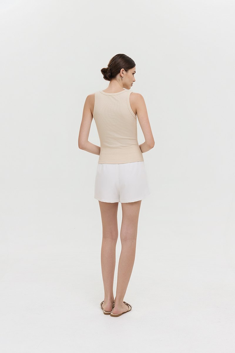 CARMEL BUTTONDOWN SCOOP NECK TANK