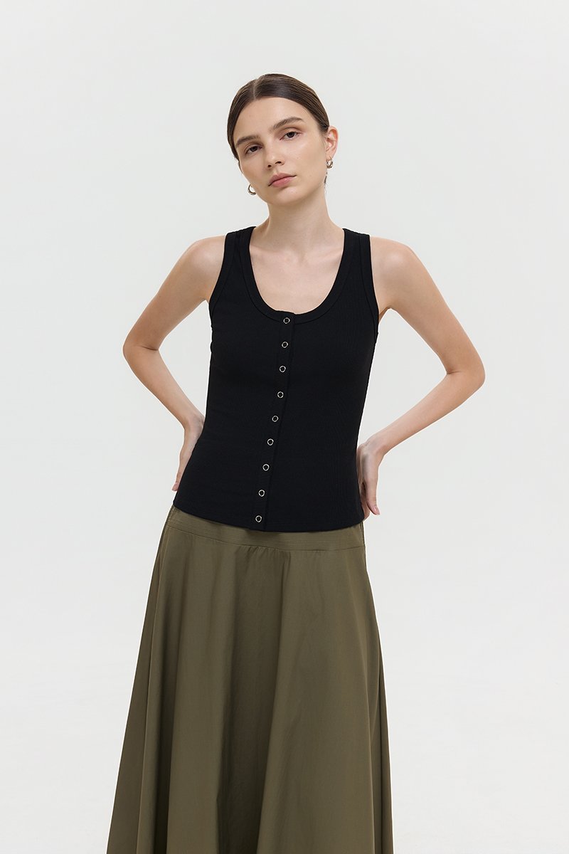 CARMEL BUTTONDOWN SCOOP NECK TANK