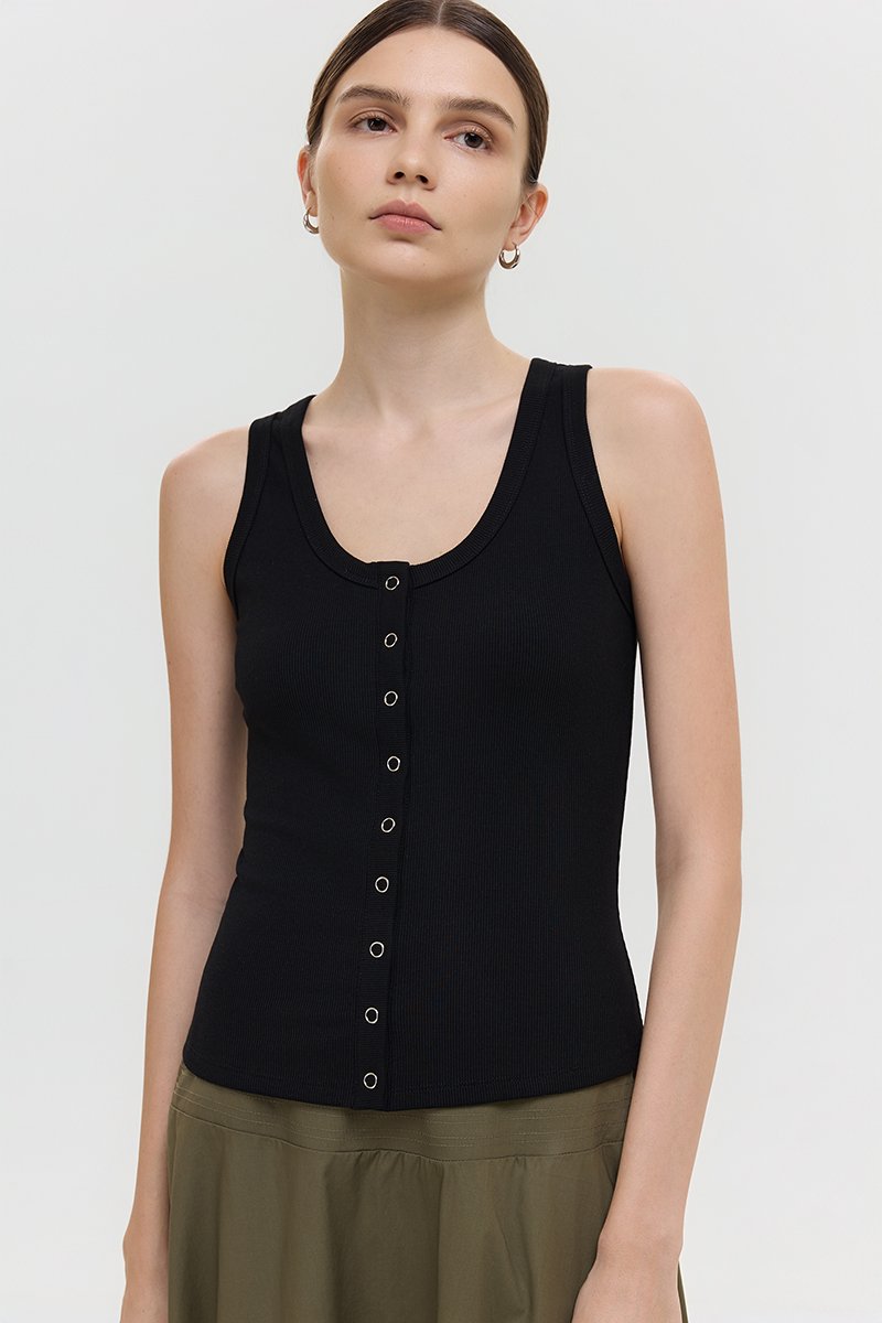 CARMEL BUTTONDOWN SCOOP NECK TANK