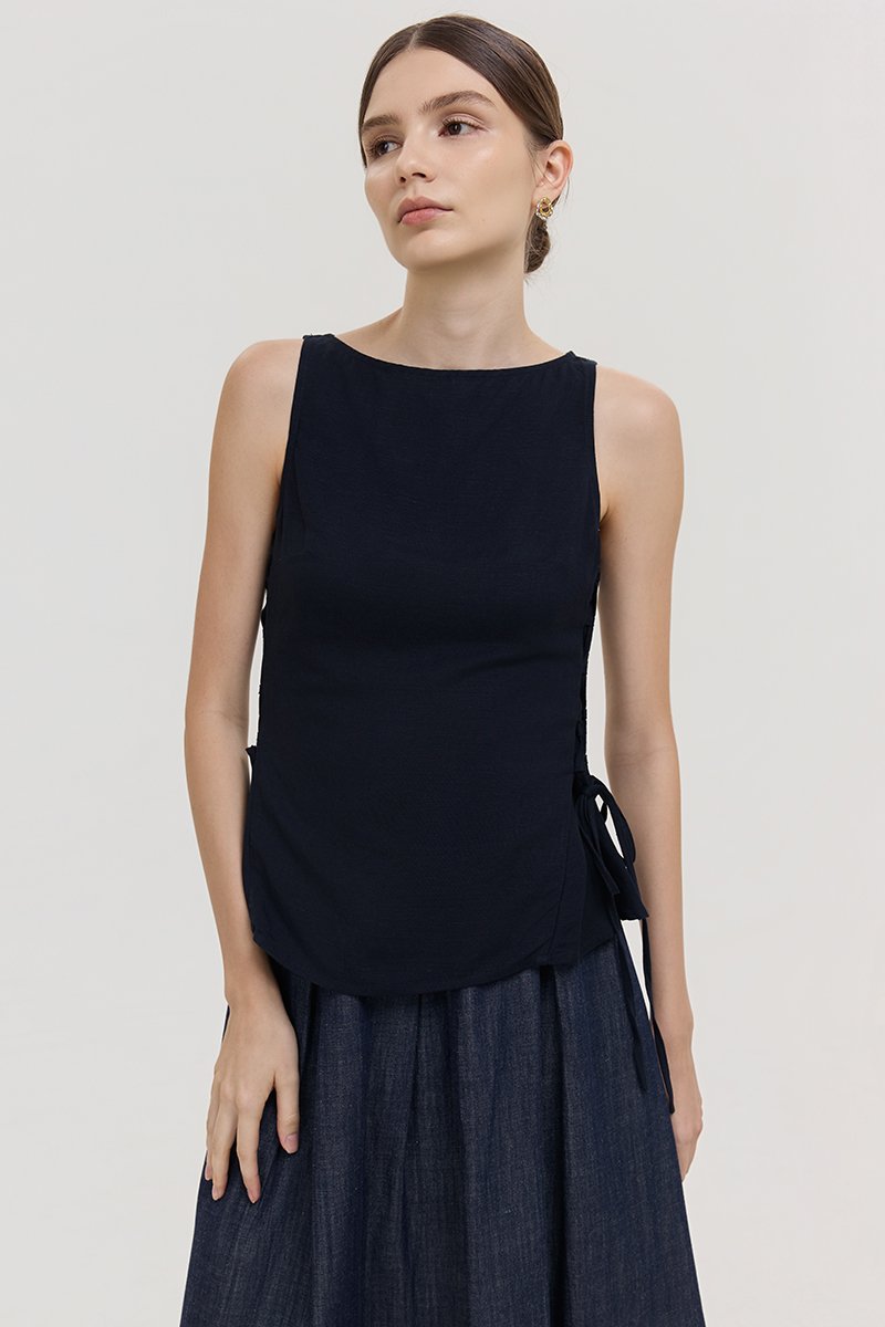 CIERRA SIDE TIE SLEEVELESS TOP