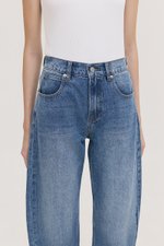 REN LOW RISE BARREL JEANS