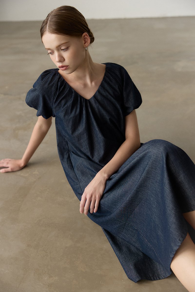 LINETTE PLEATED PUFF SLEEVES DENIM MIDI DRESS