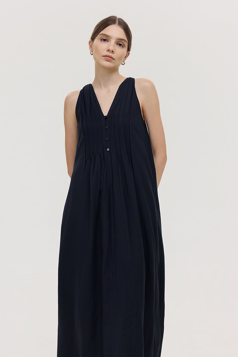 *PREORDER* RAYSA LINEN PLEATS HALTER DRESS W SASH