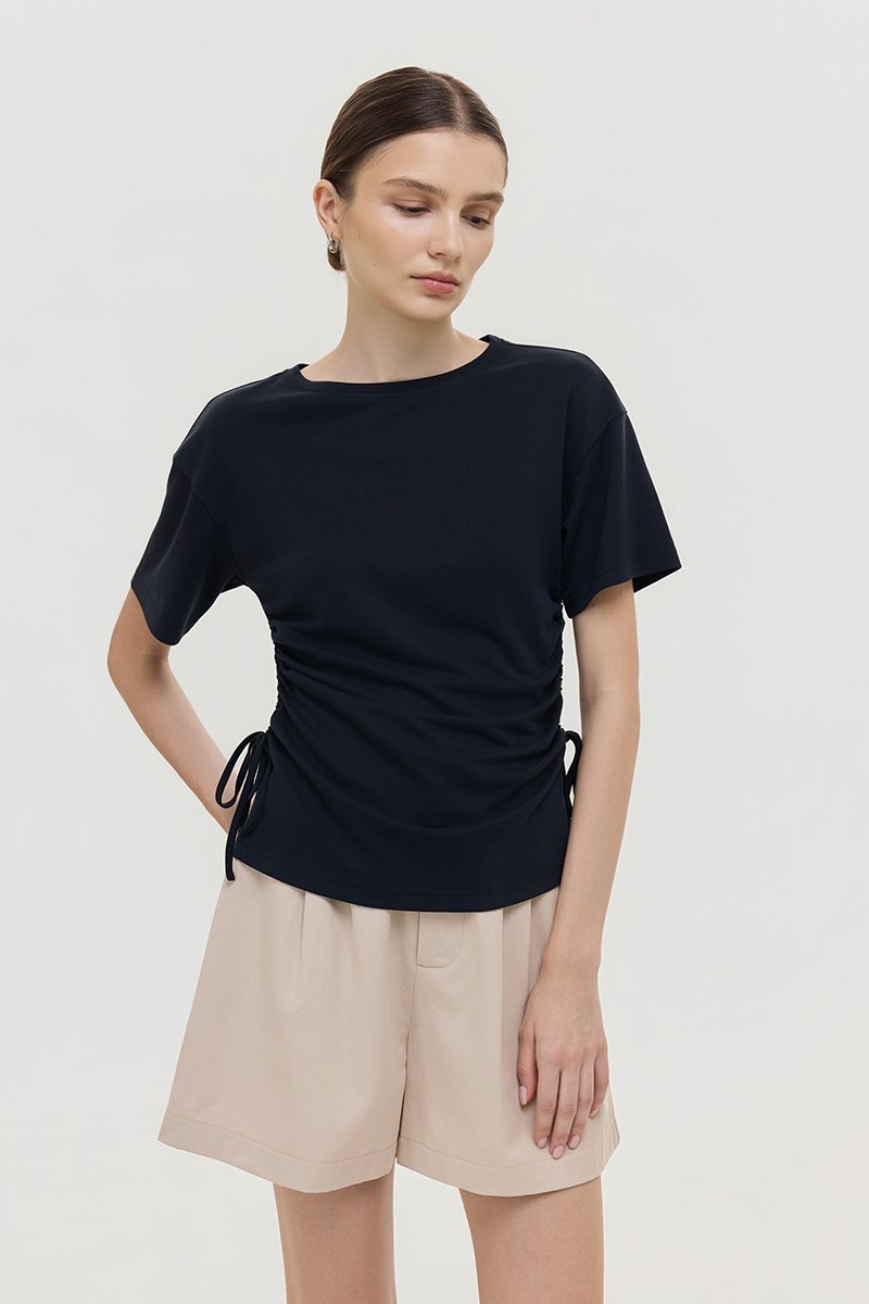 IZZY SIDE RUCHED TEE