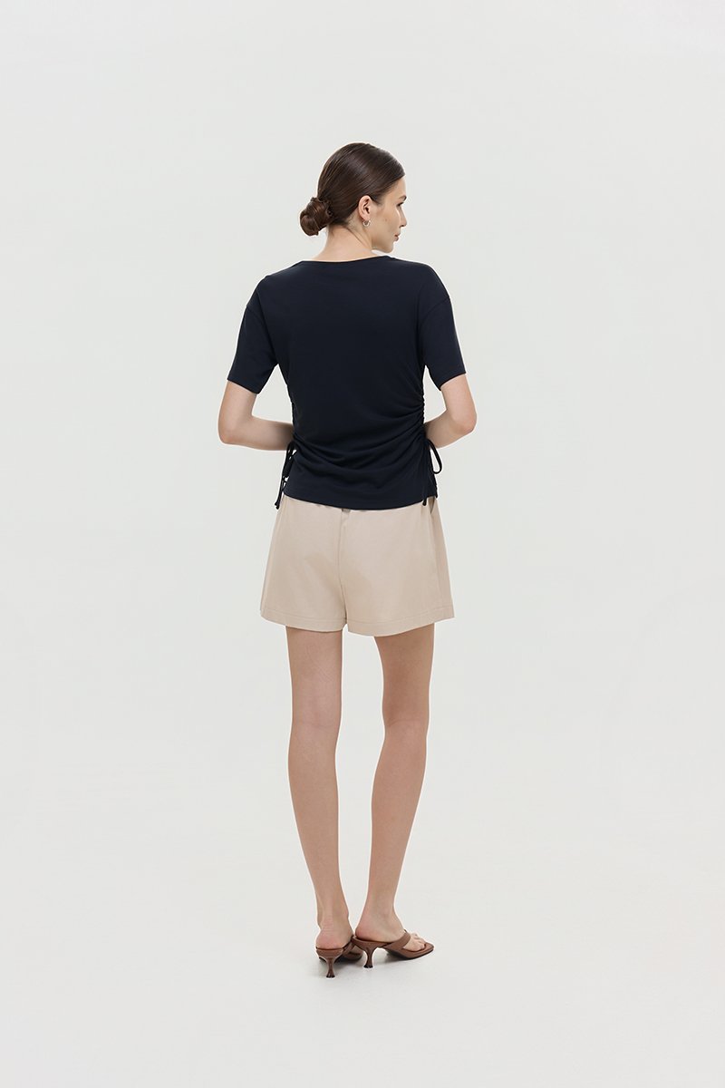 IZZY SIDE RUCHED TEE