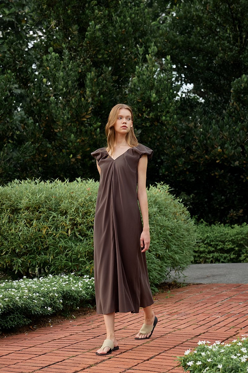 WYLENE PUFF SHOULDER MIDI DRESS