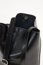 RUELLE LEATHER BUCKET BAG