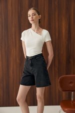 LOIS ASYMMETRIC SLEEVE TOP