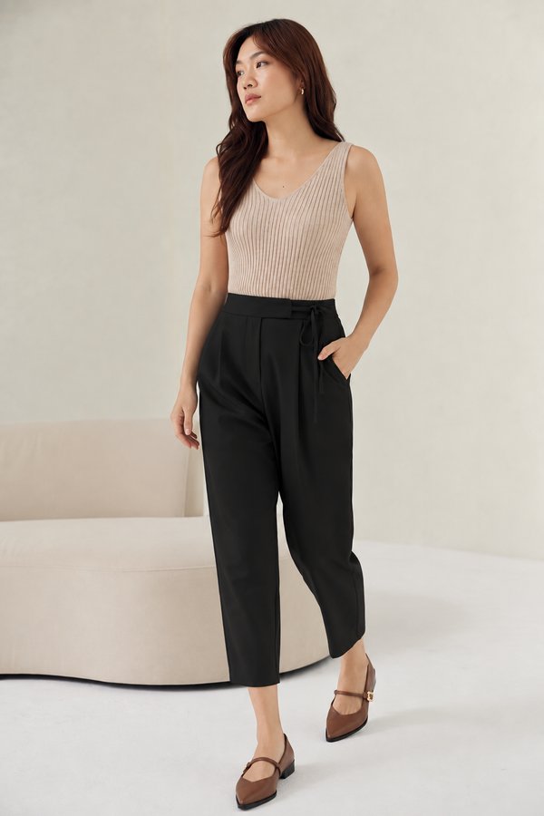 GAYLE TIE WAIST TAPERED PANTS