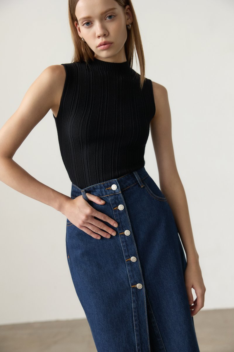 HELDA MOCK NECK KNIT TOP