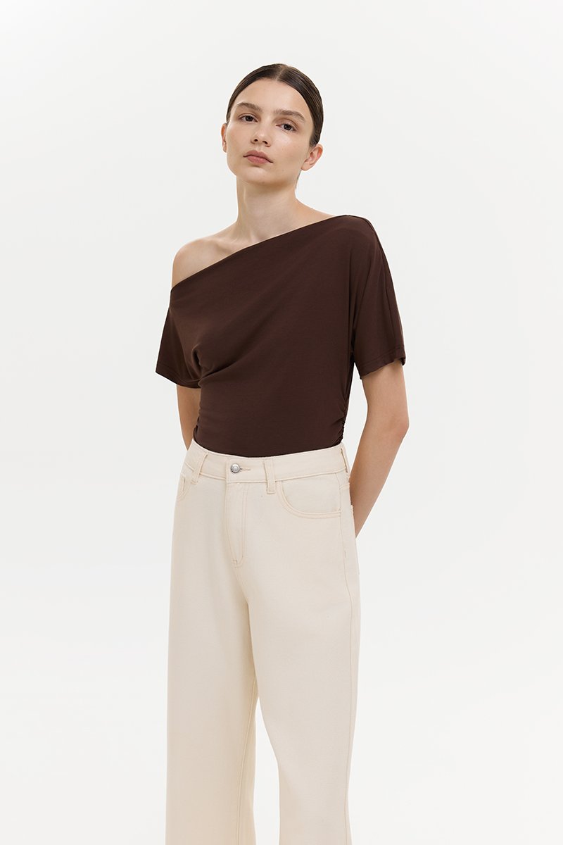 EVONNE ASYMMETRIC OFF SHOULDER TOP