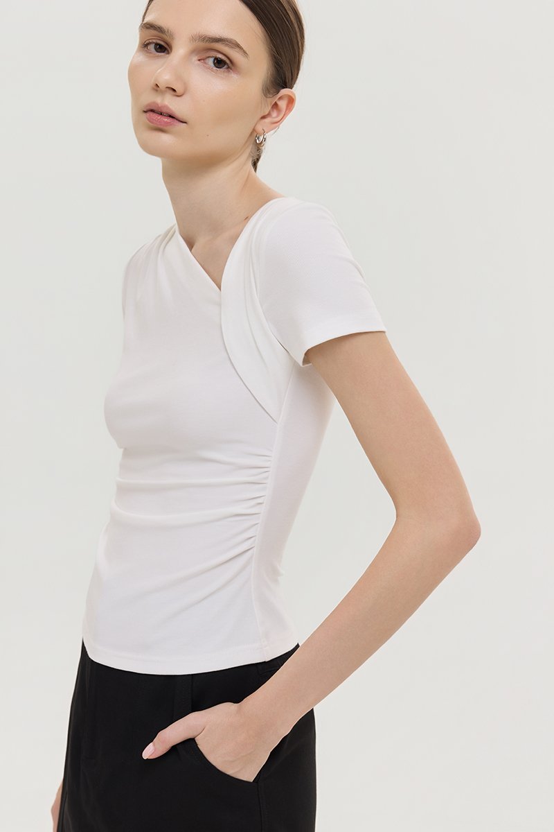 LOIS ASYMMETRIC SLEEVE TOP
