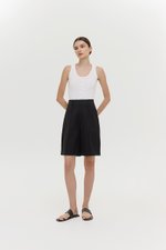 YVES PINTUCK BERMUDA SHORTS