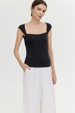 LIONA PADDED SWEETHEART RIBBED TOP