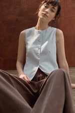 RAYEN LINEN BUTTONDOWN VEST TOP