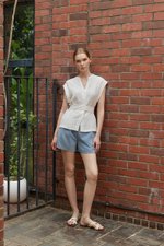 REEVE DENIM ELASTIC WAIST SHORTS