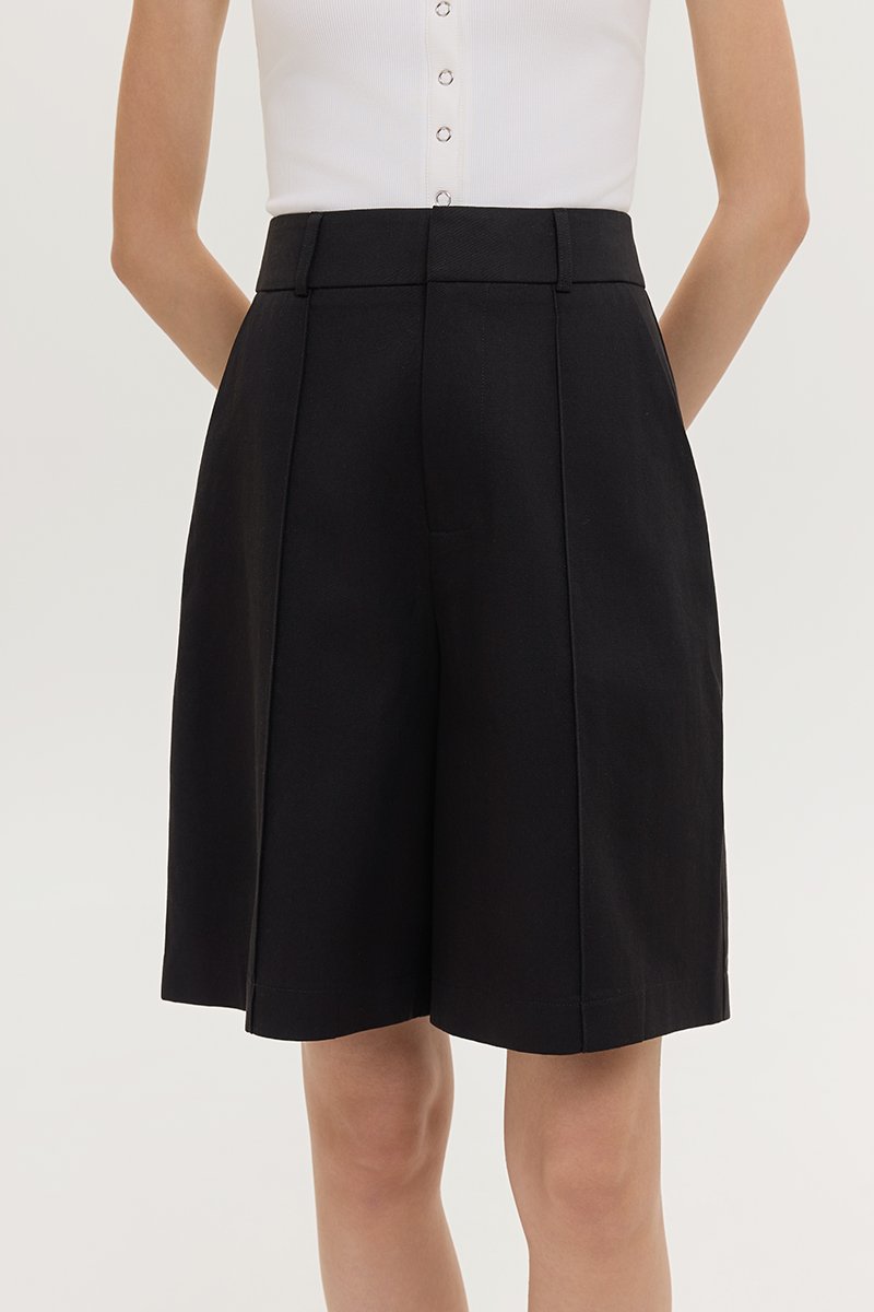 YVES PINTUCK BERMUDA SHORTS