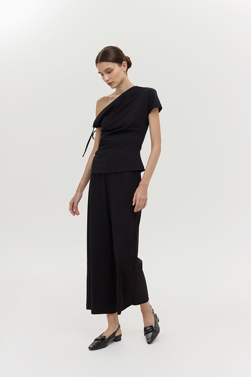 WINNIE ASYMMETRIC OFF SHOULDER RUCHED TOP