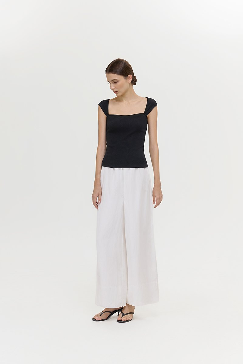 LIONA PADDED SWEETHEART RIBBED TOP