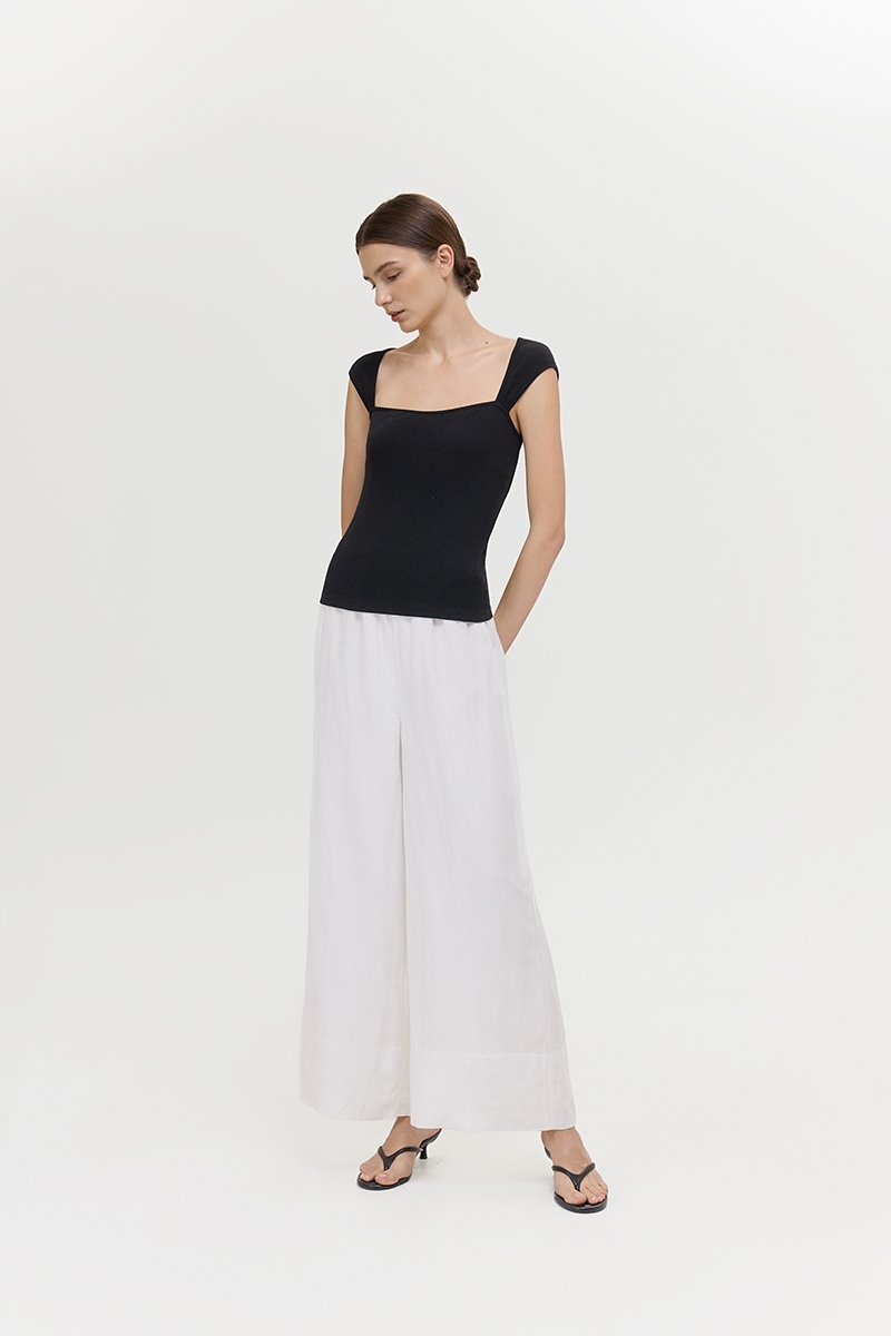 LIONA PADDED SWEETHEART RIBBED TOP