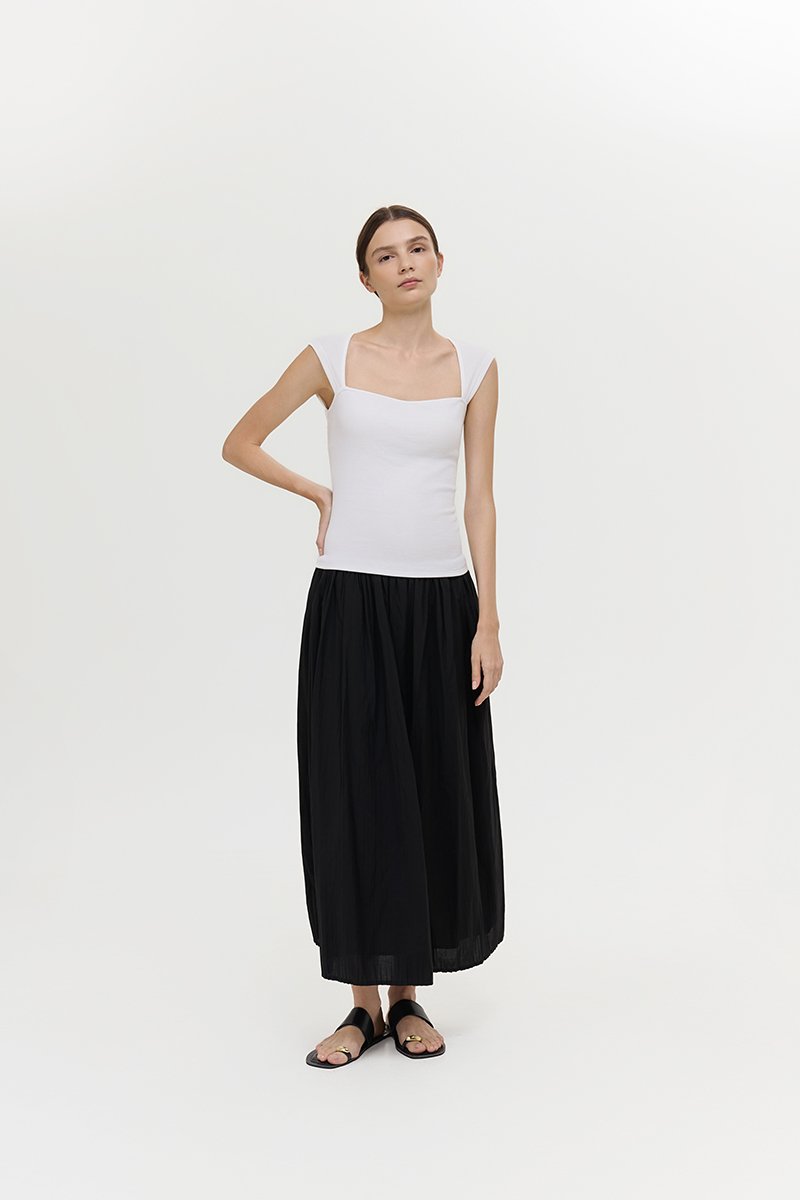 LIONA PADDED SWEETHEART RIBBED TOP