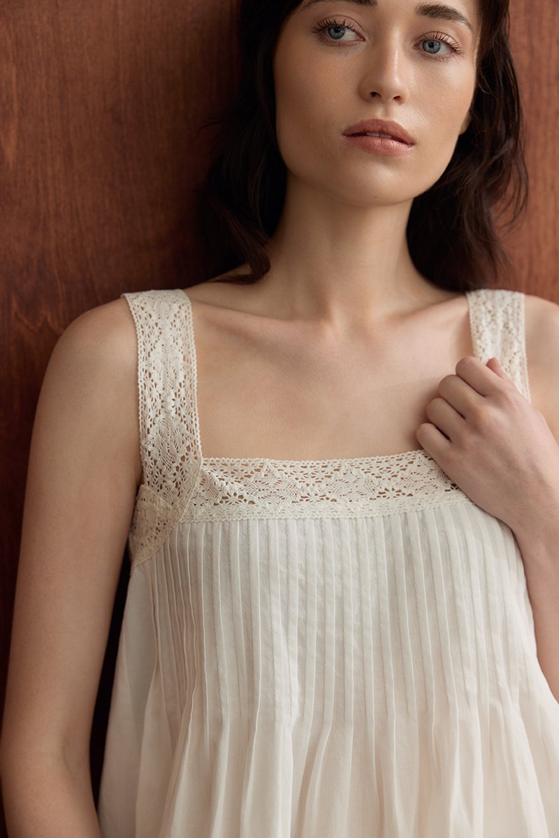 FIONA LACE TRIM PINTUCK TOP