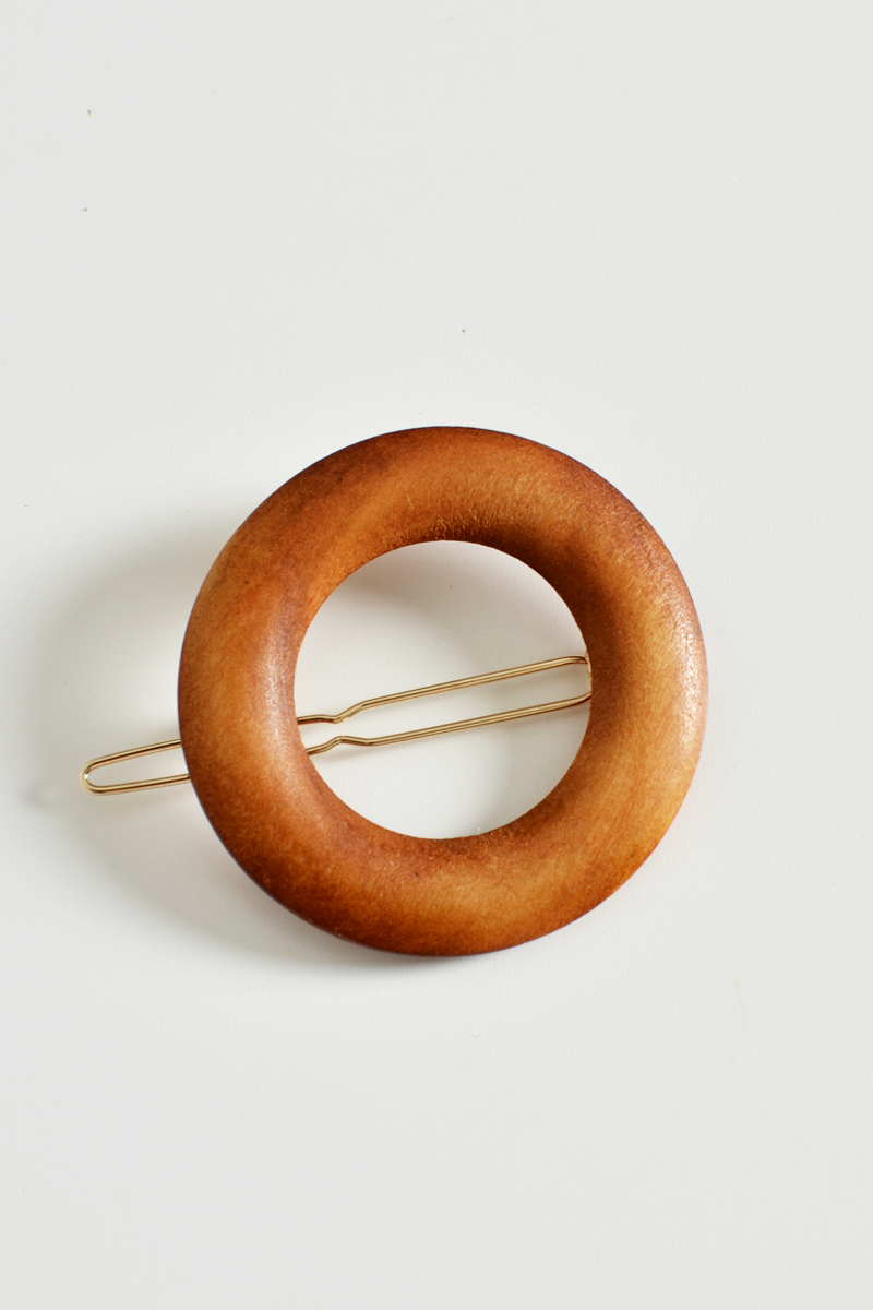 WOODEN RING HAIR CLIP