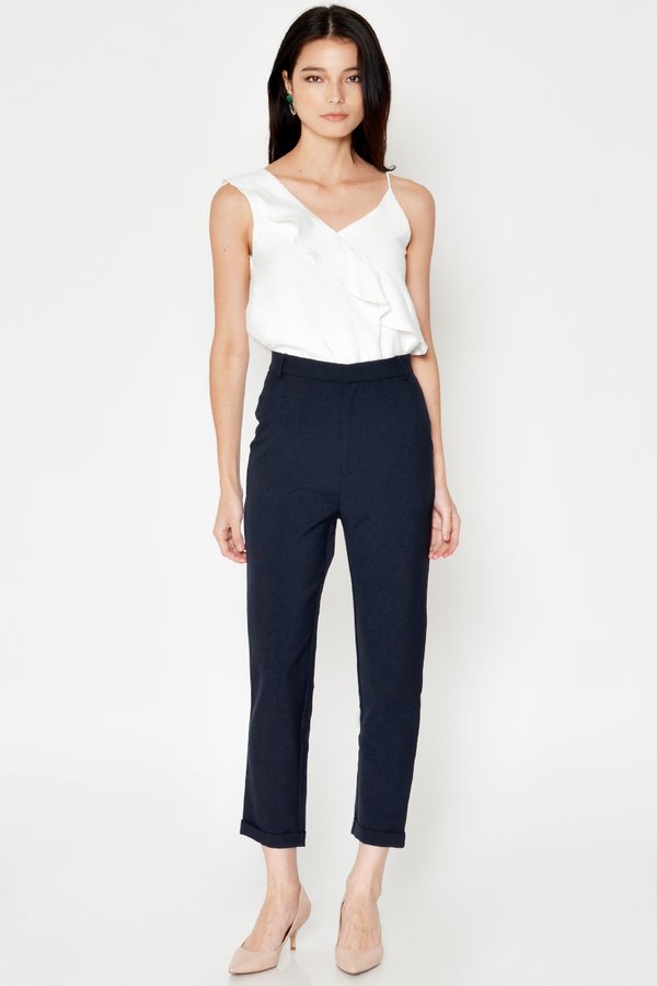 HALSEY HIGHWAISTED PANTS HALSEY HIGHWAISTED PANTS