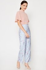 AVERIE FLORAL HIGHWAIST FLARE PANTS AVERIE FLORAL HIGHWAIST FLARE PANTS