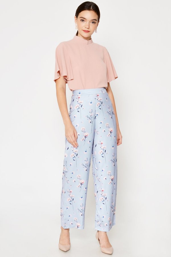 AVERIE FLORAL HIGHWAIST FLARE PANTS