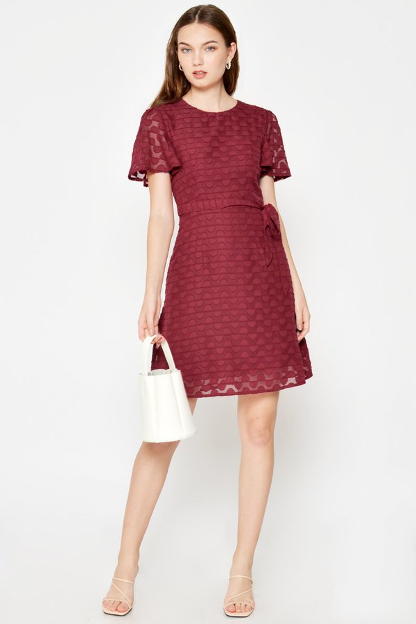 DARYL TEXTURED CHIFFON FLUTTER SLEEVE DRESS W SASH
