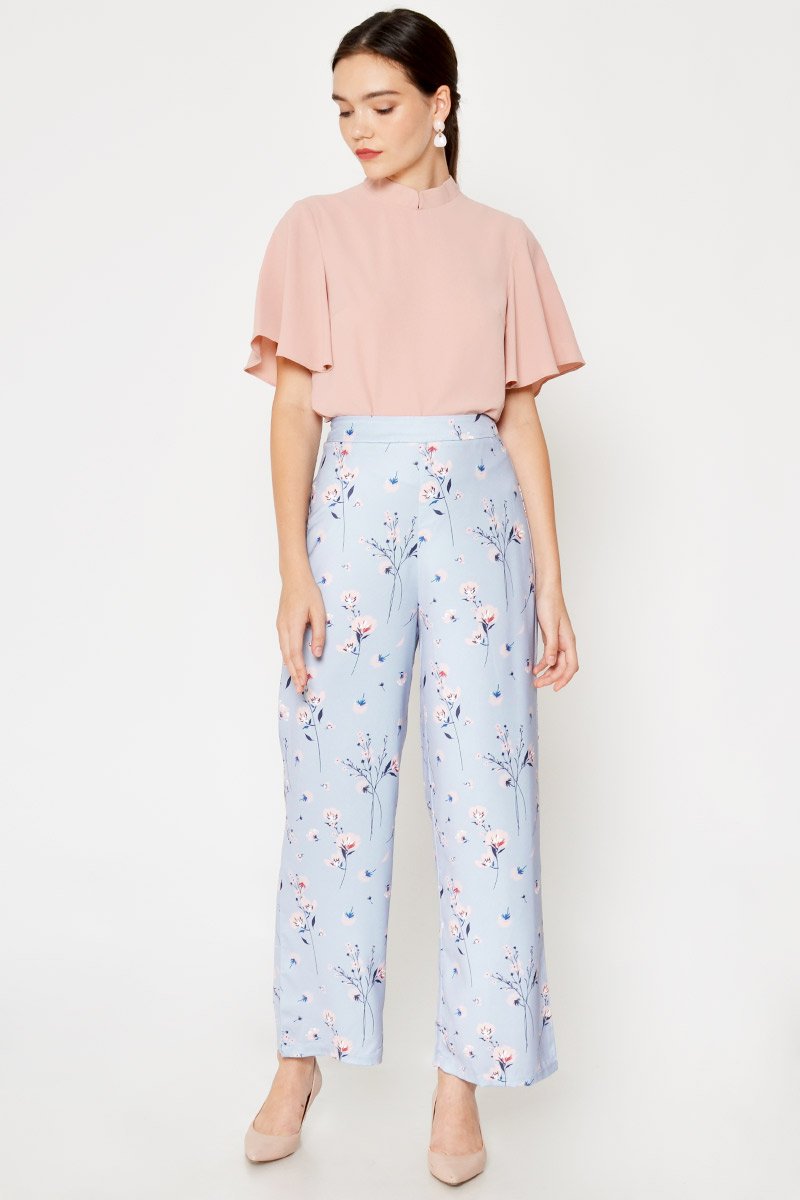 AVERIE FLORAL HIGHWAIST FLARE PANTS