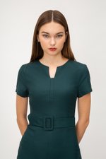 ELIZA NOTCH NECKLINE DRESS W BUCKLE