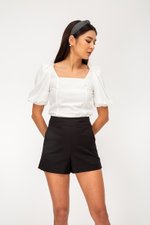 LEIA BASIC HIGHWAIST SHORTS