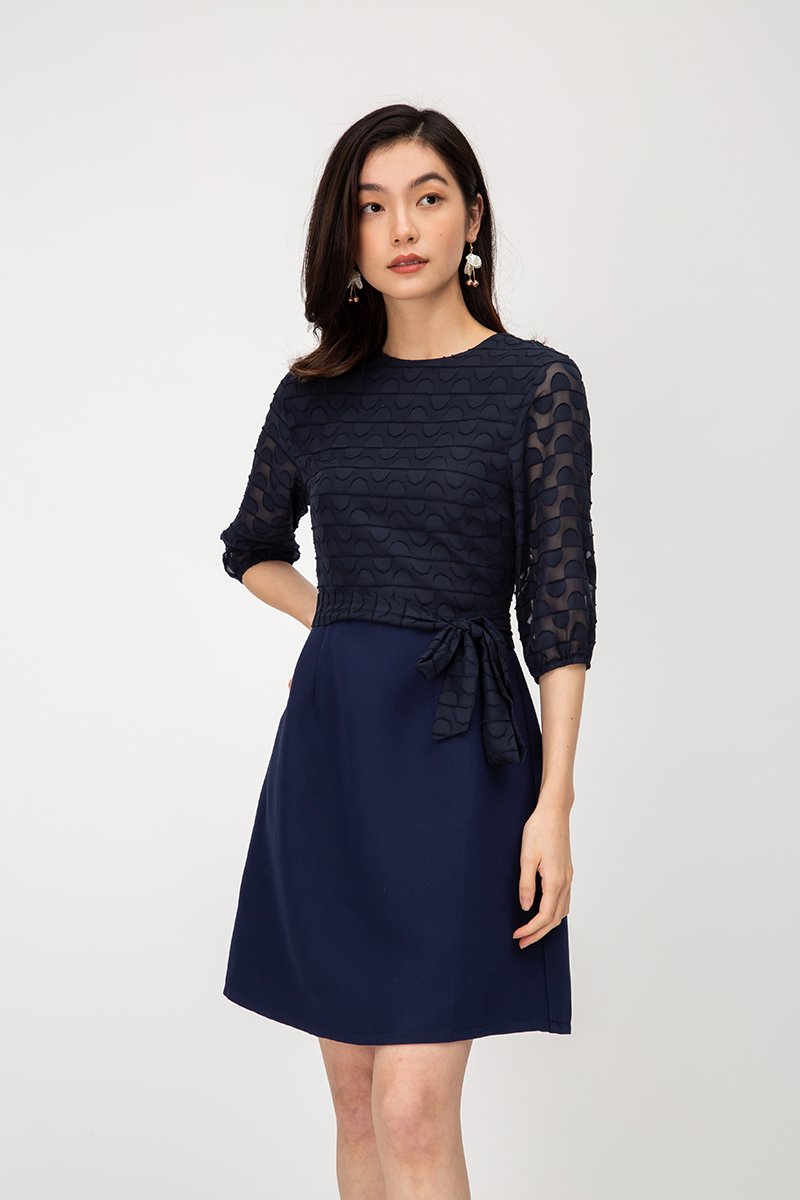 VINO TEXTURED MESH FLARE DRESS W SASH