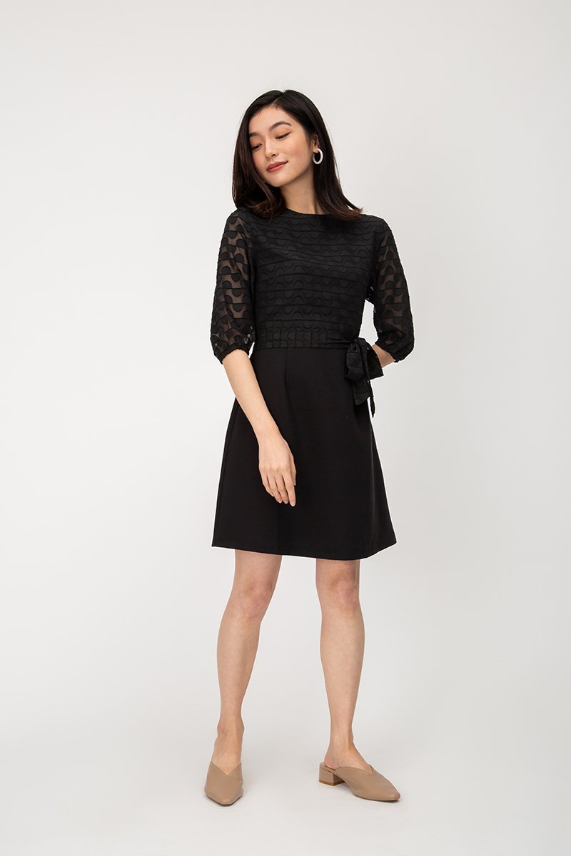 VINO TEXTURED MESH FLARE DRESS W SASH