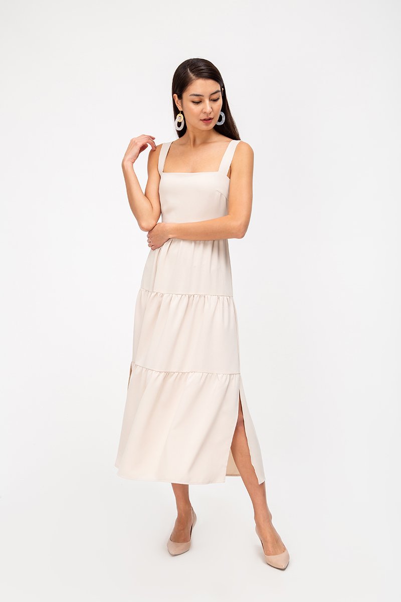 CARLENE TIERED MAXI DRESS W SLIT