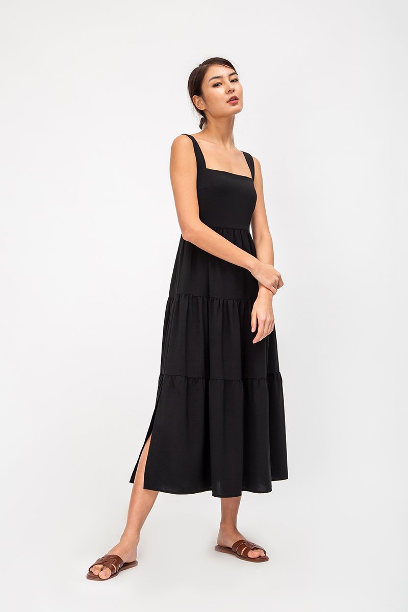 CARLENE TIERED MAXI DRESS W SLIT
