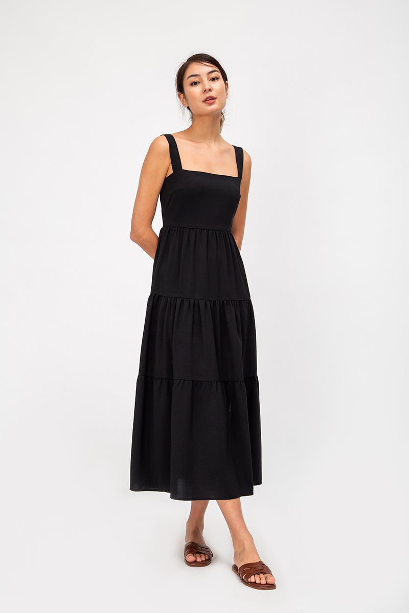 CARLENE TIERED MAXI DRESS W SLIT