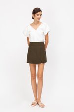 KARENO SIDE SLIT SKORTS