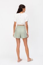 HOLLY SLANT POCKET SHORTS
